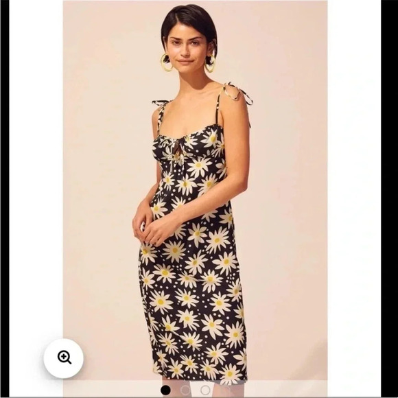 Solid & Striped Lolita dress in graphic daisy - Picture 5 of 12